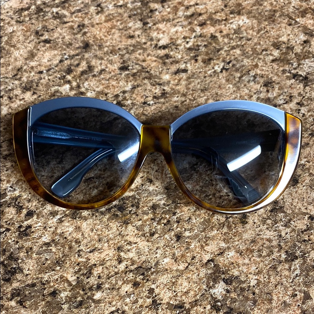Fendi Brown and Black Oversized Cat-Eye Sunglasses
